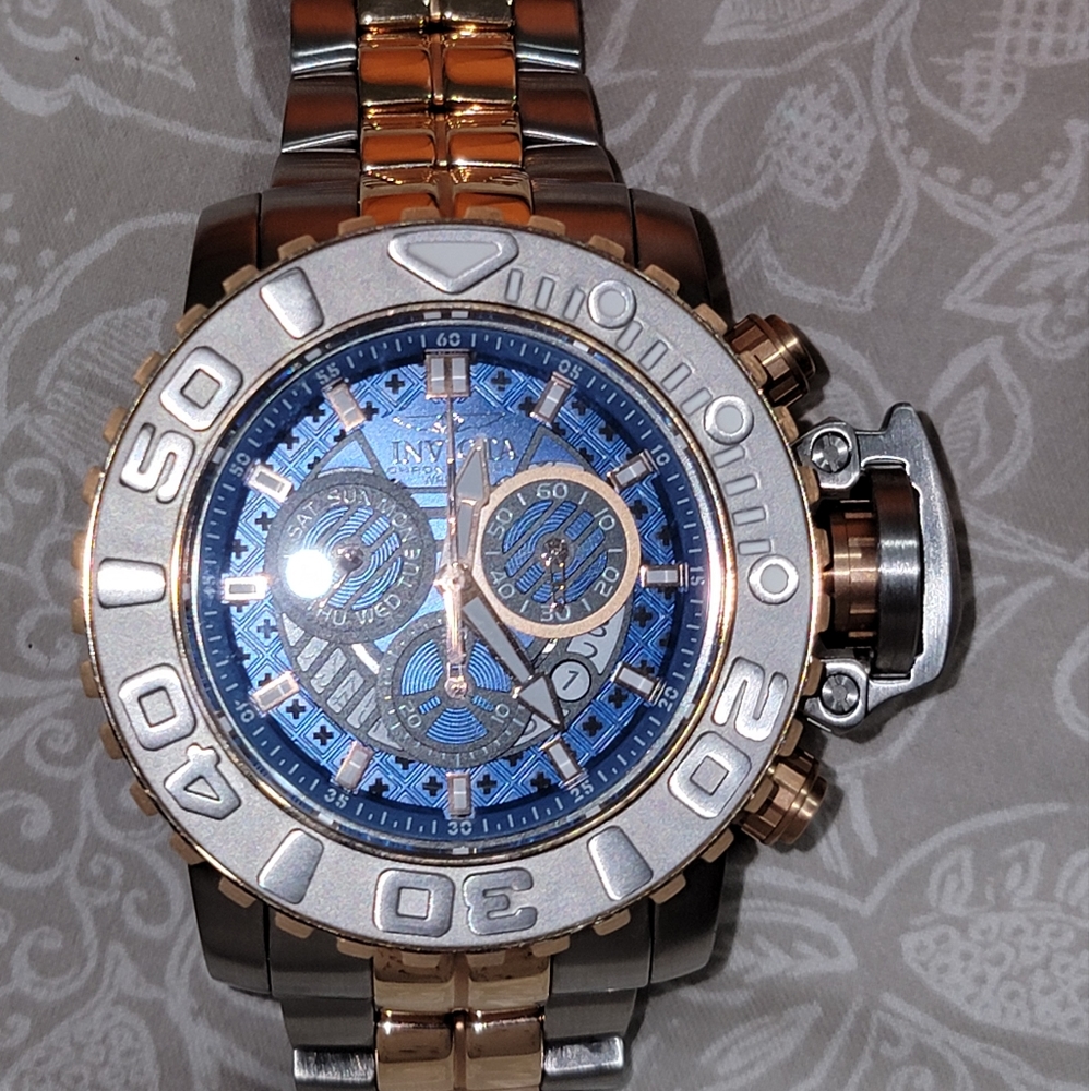Invicta model 30910